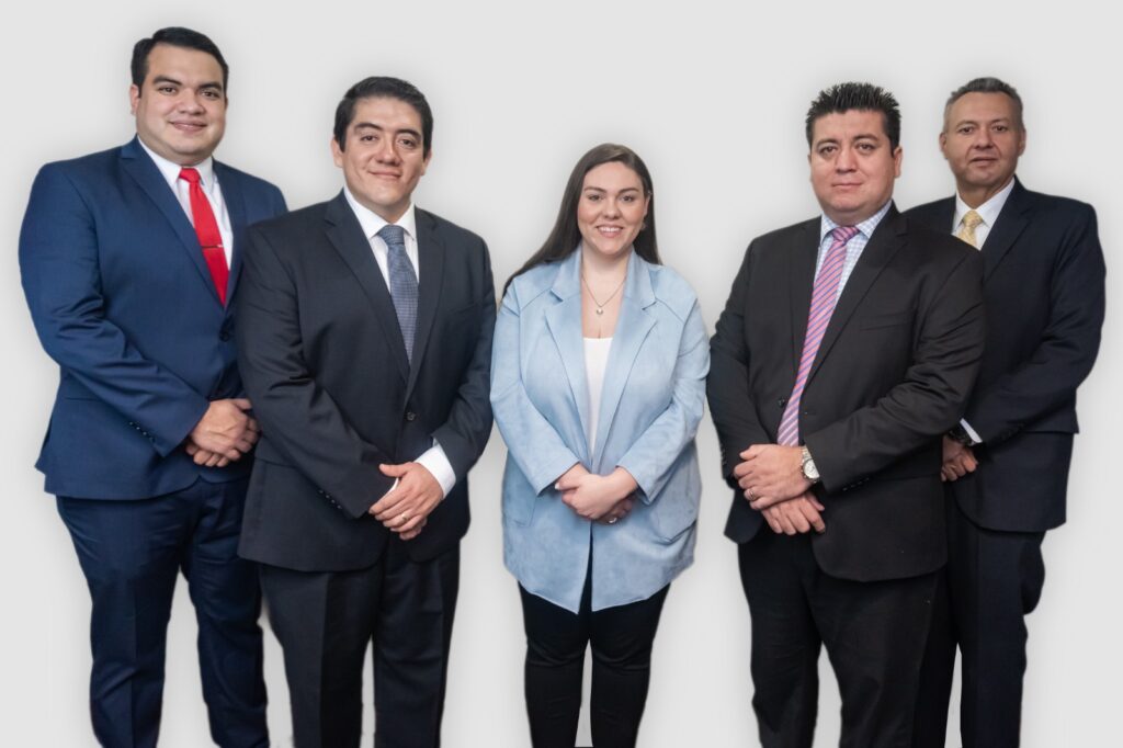 Equipo Parker Russell Guatemala_ Expertos en Auditoría, Contabilidad y Finanzas